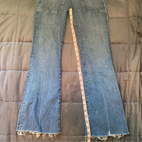 Frame Denim Cropped Le Flare de Francoise in Sunnyslope - Picture 15 of 16